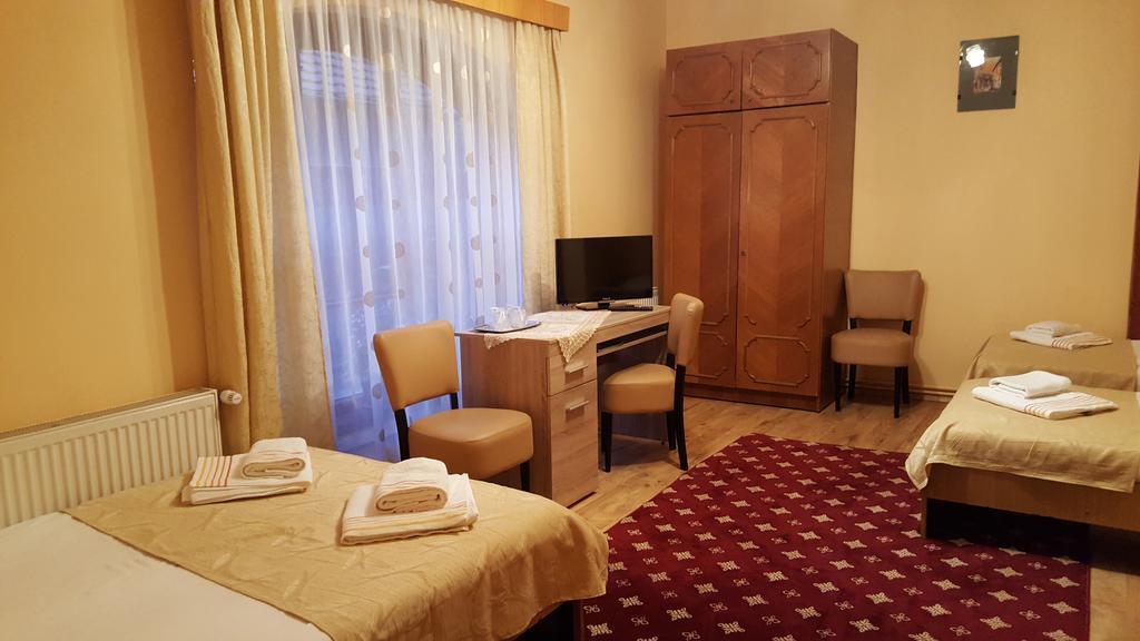 Pension Ela Sibiu Buitenkant foto